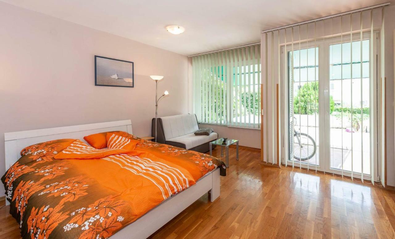 Studio Apartment Judy Rovinj Exterior foto